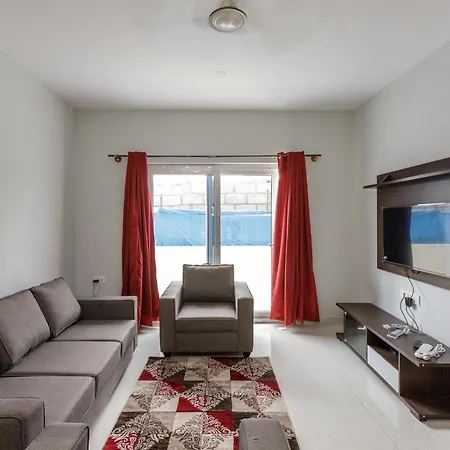 Pinnacle Serviced Apartments